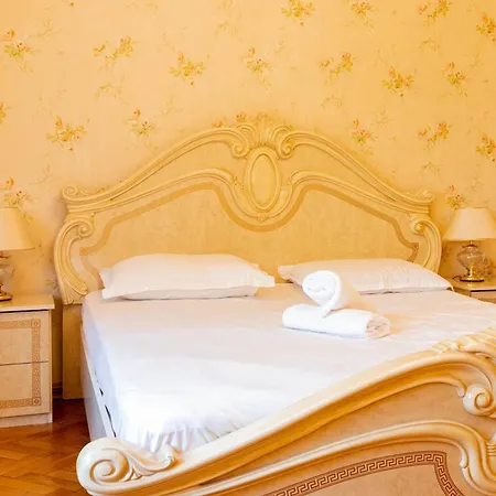 Joy Splaiul Nistrului 16 *